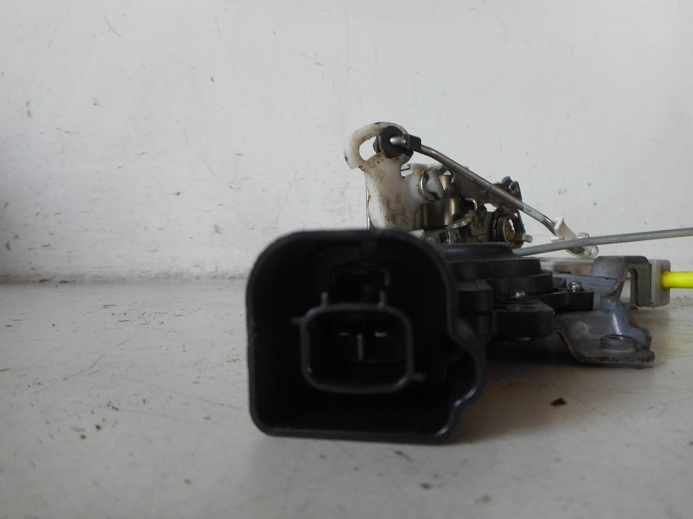 Serratura porta ant. dx.